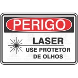 Laser, use protetor de olhos
